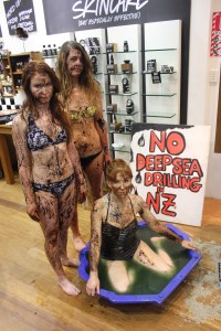 Oil Free Otago at Lush Dunedin